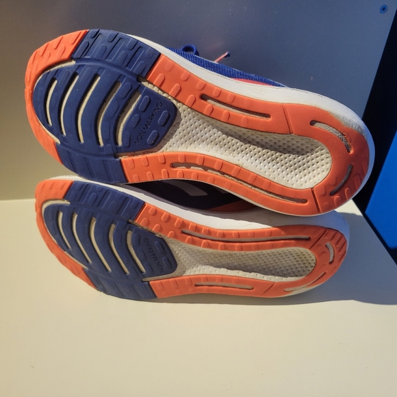 Adidas Bounce - Picture 9 of 10